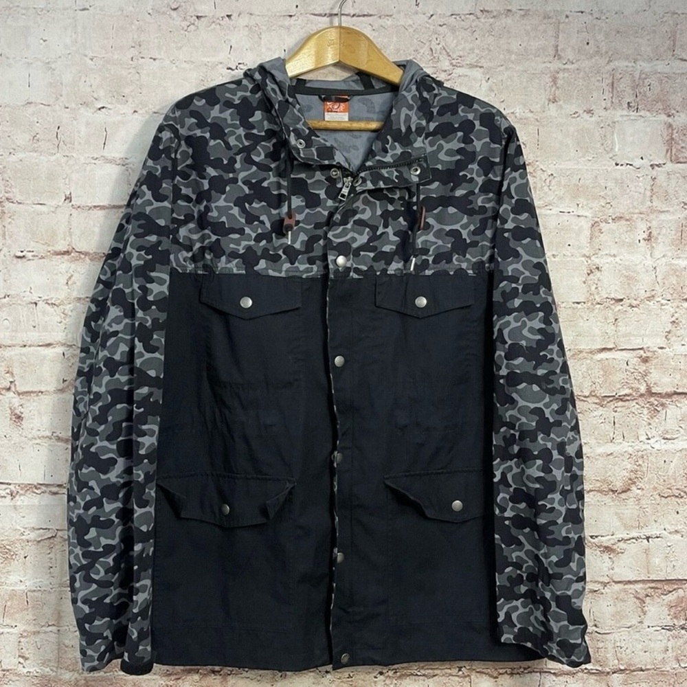 Nike Men's Camouflage Hooded Jacket (Medium)